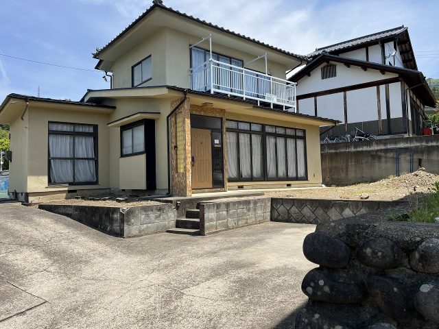 【新規物件】坂城町坂城 中古戸建 U0000207