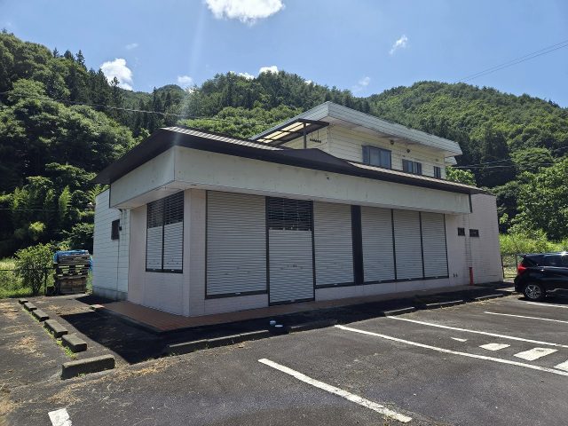 【新規物件】上田市西内 事業用建物 U0000280