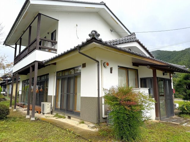 【新規物件】上田市武石下本入 中古戸建 U0000310
